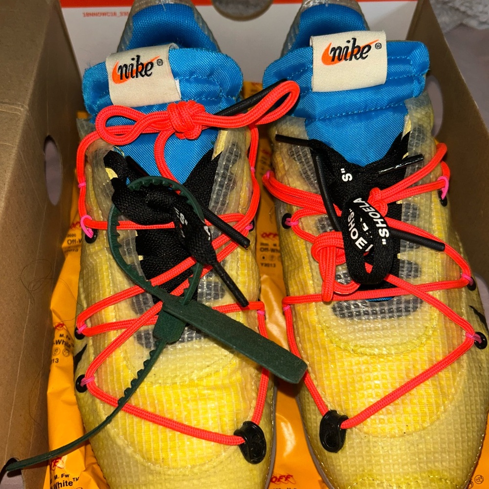 OFF-WHITE Nike ZOOM VAPOR STREET